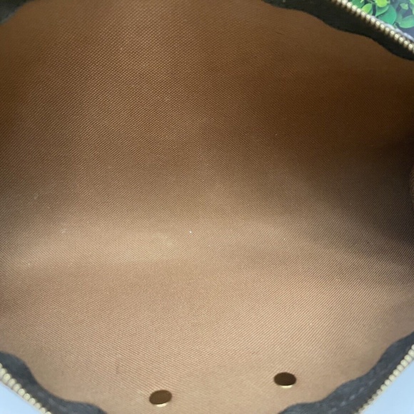 β€οΈβπ©ΉSOLDβ€οΈβπ©Ή Louis Vuitton Eva Monogram Chain Clutch Purse Crossbody (AA3102) - Picture 10 of 16